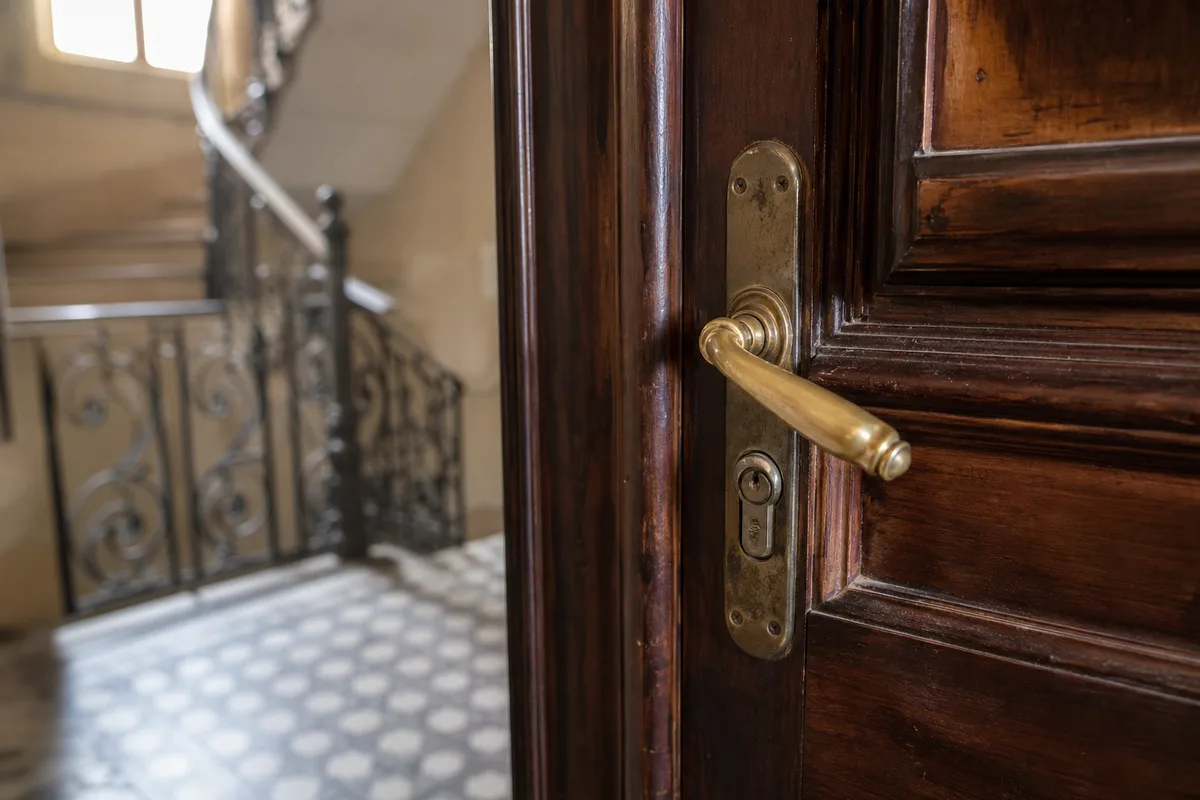 Dépannage serrurerie et ouverture de porte : guide et prix